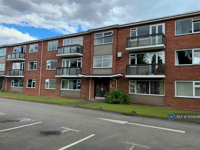 2 Bedroom Flat To Rent In Wych Elm Drive, Leamington Spa, CV31
