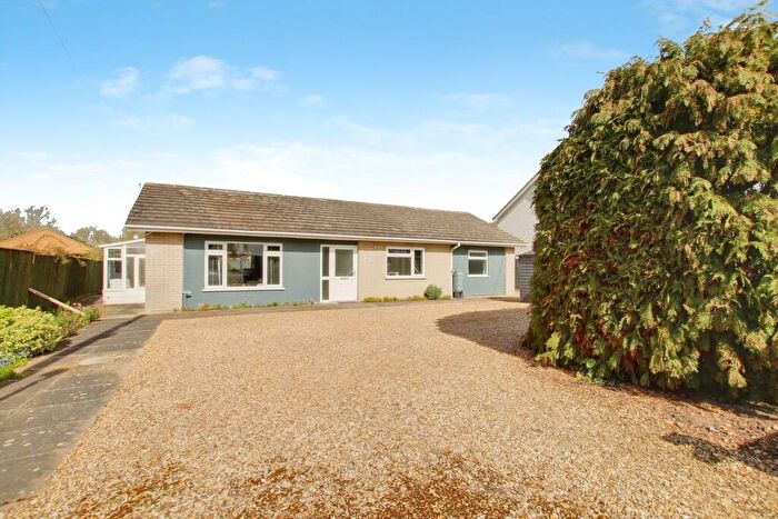 3 Bedroom Detached Bungalow For Sale In Westfield Road, Manea, PE15