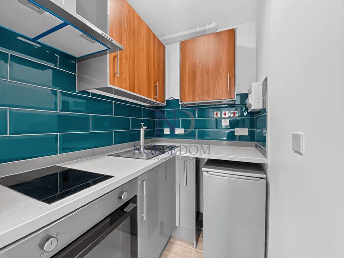 Studio To Rent In Cromwell Road, TW3