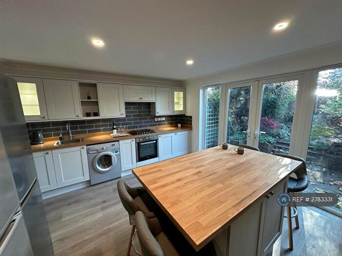 6 Bedroom Terraced House To Rent In Small Lane, Bristol, BS16