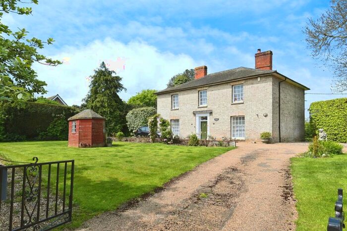 4 Bedroom Detached House For Sale In Colegate End Road, Pulham Market, Diss, IP21