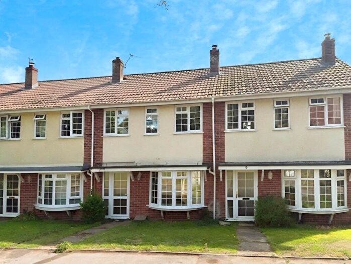 3 Bedroom Terraced House To Rent In Park Road, Bridport, DT6