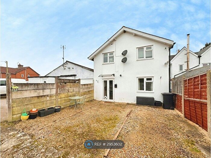 1 Bedroom Flat To Rent In High Street, Semington, Trowbridge, BA14