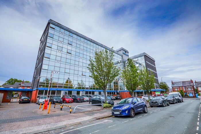 1 Bedroom Flat To Rent In Manchester Road, Altrincham, WA14
