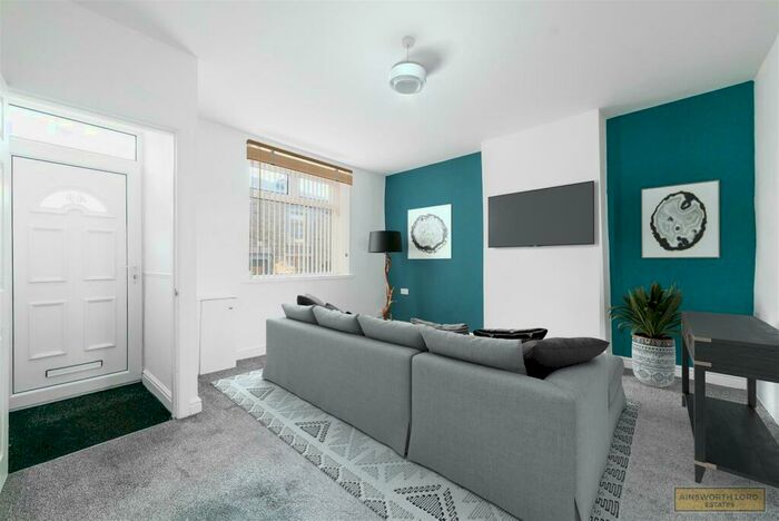 2 Bedroom End Of Terrace House To Rent In Snape Street, Darwen, BB3