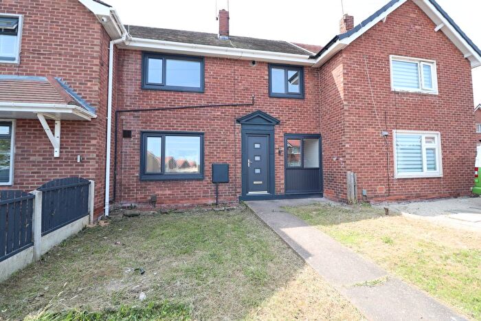 3 Bedroom Town House For Sale In Holywell Road, Kilnhurst, S64