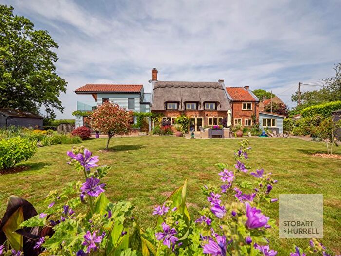 4 Bedroom Detached House For Sale In Honeysuckle Cottage, South Walsham Road, Panxworth, Norfolk, NR13