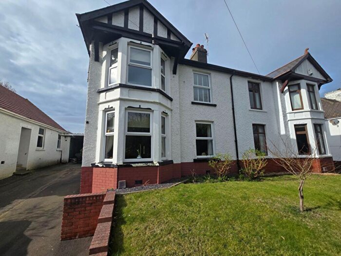 3 Bedroom Semi Detached House For Sale In Ewenny Road, Bridgend, CF31