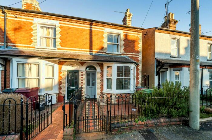2 Bedroom End Of Terrace House To Rent In Highgrove Street, Reading, RG1