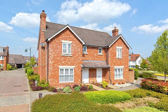 3 Bedroom Semi-Detached House To Rent In Regent Way, Kings Hill, ME19