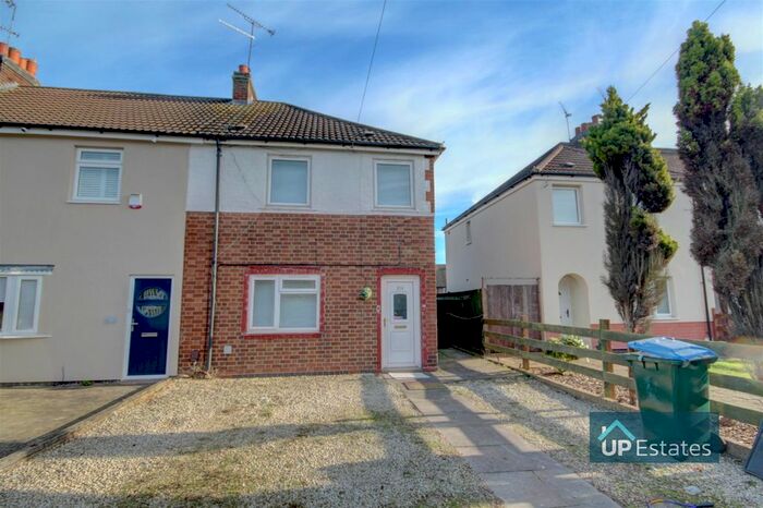 3 Bedroom End Of Terrace House To Rent In Beake Avenue, Coventry, CV6