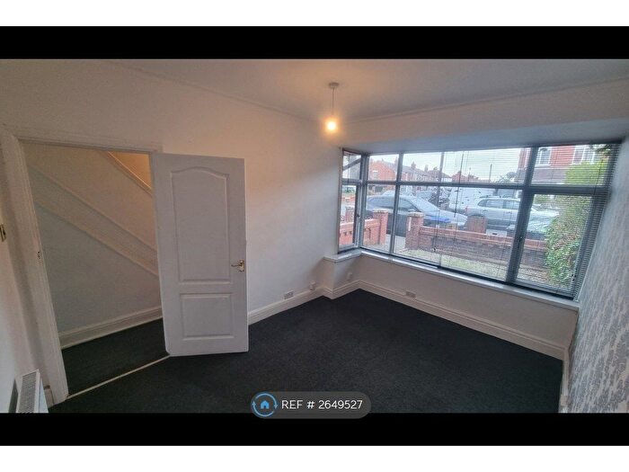 3 Bedroom Terraced House To Rent In Marsden Road, Blackpool, FY4