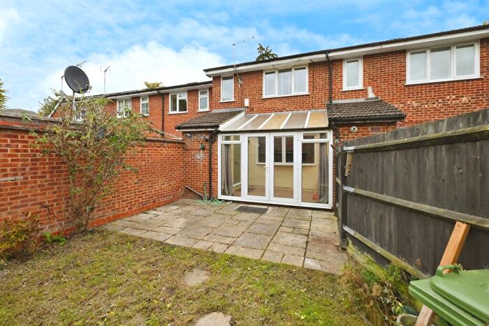 1 Bedroom Maisonette For Sale In The Canadas, Broxbourne, EN10