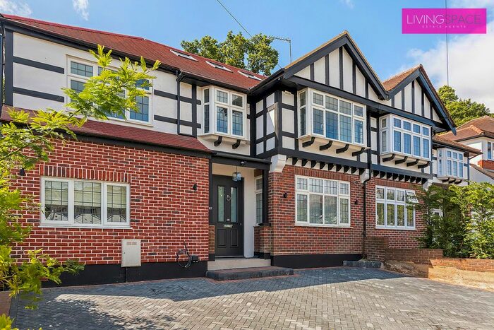 5 Bedroom Semi-Detached House To Rent In Ullswater Crescent, Richmond, SW15