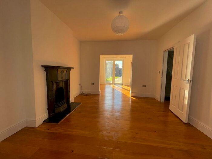 3 Bedroom Semi-Detached House To Rent In Gracious Street, Whittlesey, PE7