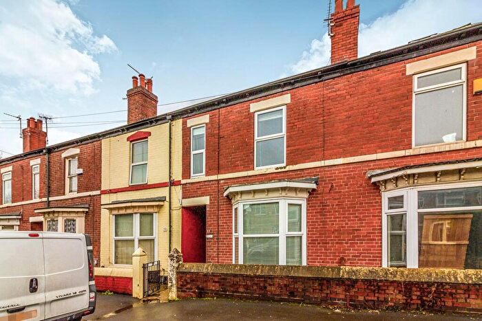 3 Bedroom Terraced House To Rent In Palmer Road, Sheffield, South Yorkshire, S9