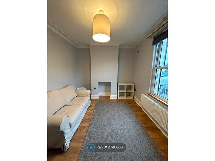 4 Bedroom End Of Terrace House To Rent In Southmead Road, Westbury-On-Trym, Bristol, BS10