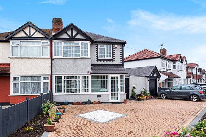 3 Bedroom Semi Detached House To Rent In Hiliary Gardens, Stanmore, HA7