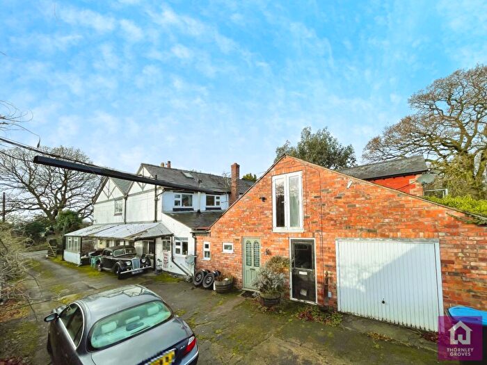 4 Bedroom Semi-Detached House For Sale In Fox Covert Lane, Picton, Chester, Cheshire, CH2