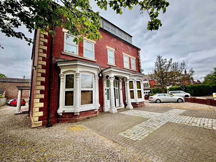 2 Bedroom Flat To Rent In Yarm Road, Stockton-On-Tees, TS16