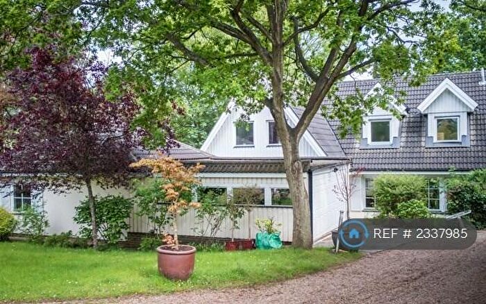 5 Bedroom Detached House To Rent In Coombe Hill Road, Kingston Upon Thames, KT2