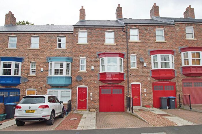 3 Bedroom House To Rent In Dalton Crescent, Durham, DH1