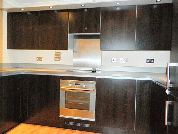 2 Bedroom Apartment To Rent In Elm Grove, Horsham, RH13