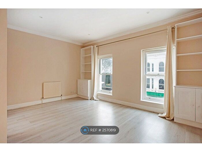 1 Bedroom Flat To Rent In Kingswater Place, London, SW11