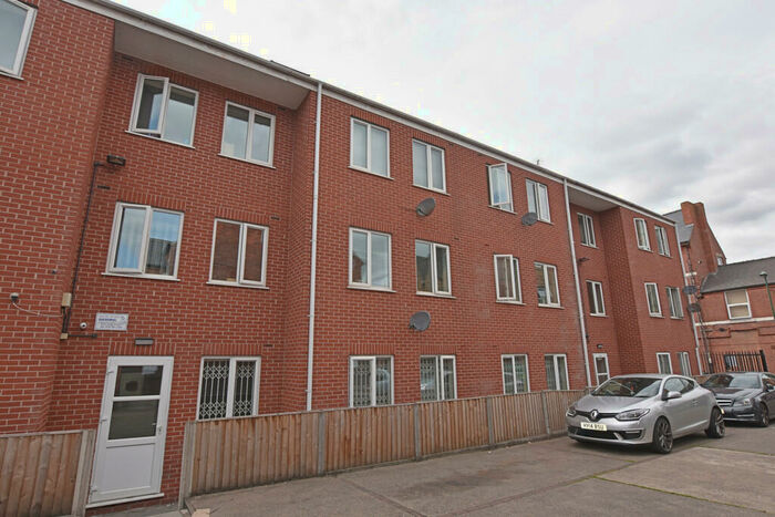 3 Bedroom Flat To Rent In Radford Road, Radford, NG7