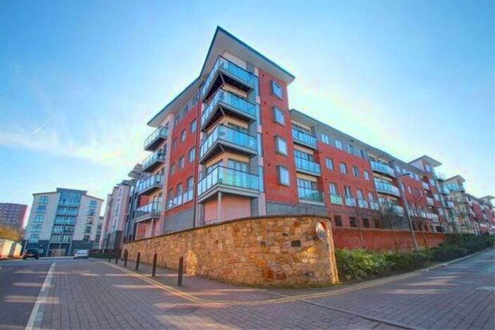 1 Bedroom Flat To Rent In Worsdell Drive, Gateshead, NE8