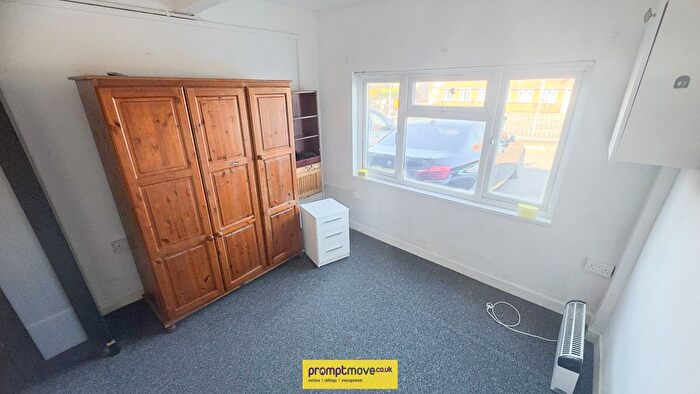 Property To Rent In Marsh Road, Leagrave, Luton, LU3
