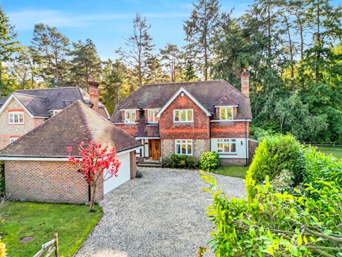 5 Bedroom Detached House For Sale In Oakhill Road, Headley Down, GU35