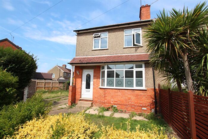 2 Bedroom House To Rent In Beverley Crescent, Northampton, NN3