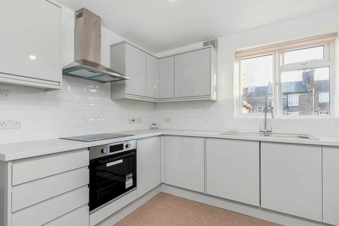 1 Bedroom Flat To Rent In Tuskar Street, London, SE10