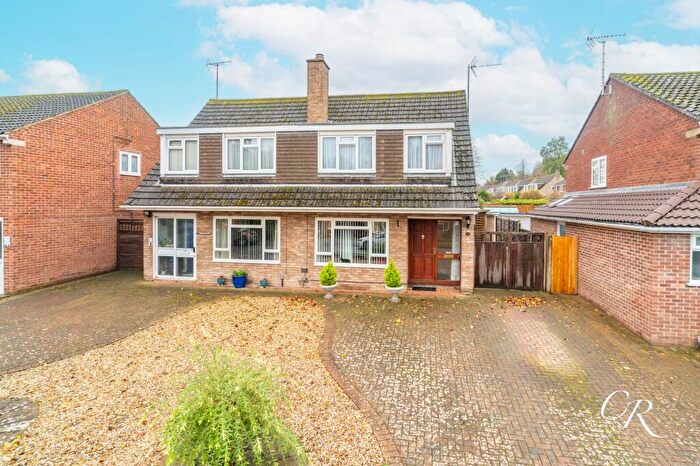3 Bedroom Semi Detached House For Sale In Colesbourne Road, Cheltenham, GL51