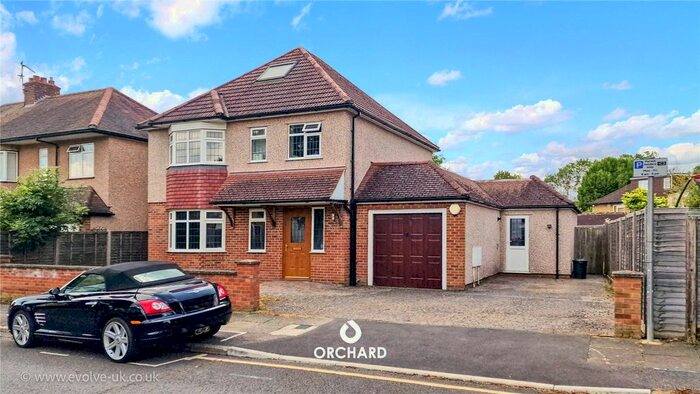 5 Bedroom Detached House To Rent In Milverton Drive, Ickenham, UB10