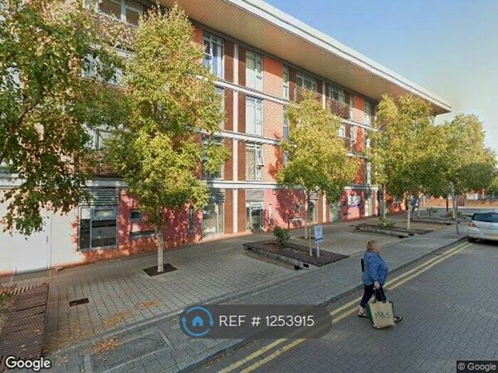 2 Bedroom Flat To Rent In Whippendell Road, Watford WD18