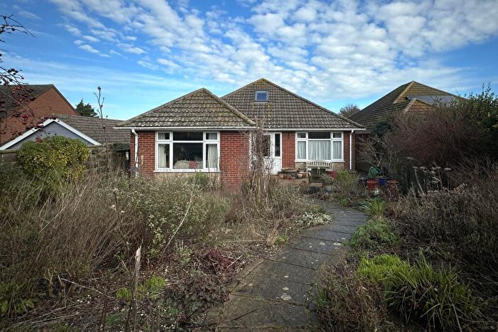 3 Bedroom Detached Bungalow For Sale In Vicarage Lane, Sholden, CT14
