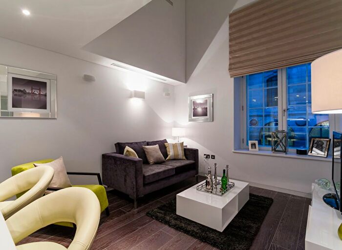 1 Bedroom Flat To Rent In Strand, London, WC2R