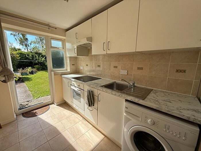 1 Bedroom Flat To Rent In Uxendon Crescent, Preston Road, Wembley, HA9