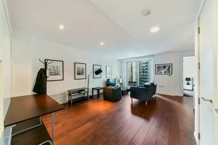 1 Bedroom Apartment To Rent In North Boulevard, Baltimore Wharf, Canary Wharf, E14