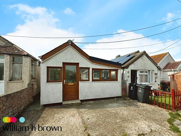2 Bedroom Bungalow To Rent In Lake Way, Jaywick, Clacton-On-Sea, CO15