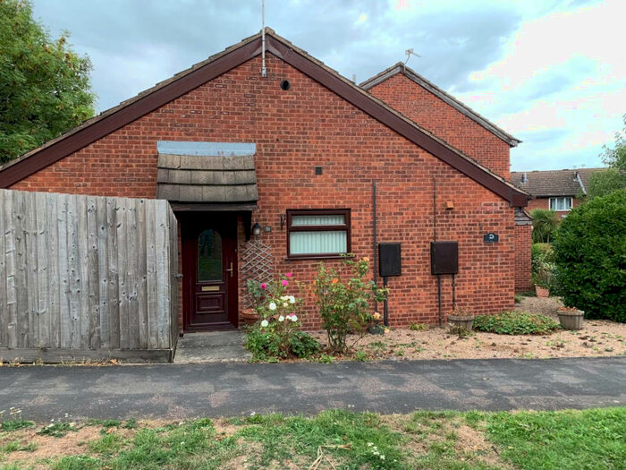 2 Bedroom Bungalow To Rent In Roundhill Way, Loughborough, Leicestershire, LE11