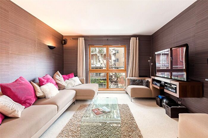 4 Bedroom End Of Terrace House To Rent In Tufton Street, Westminster, SW1P