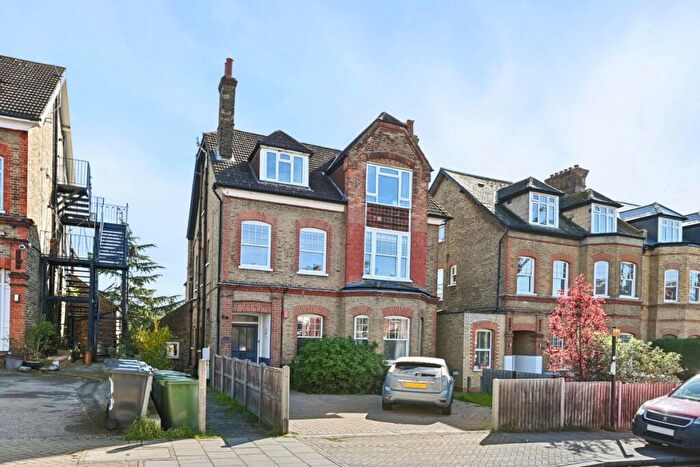 2 Bedroom Flat For Sale In Newlands Park, London, SE26