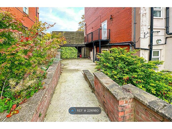 1 Bedroom Flat To Rent In Market Street, Stalybridge, SK15