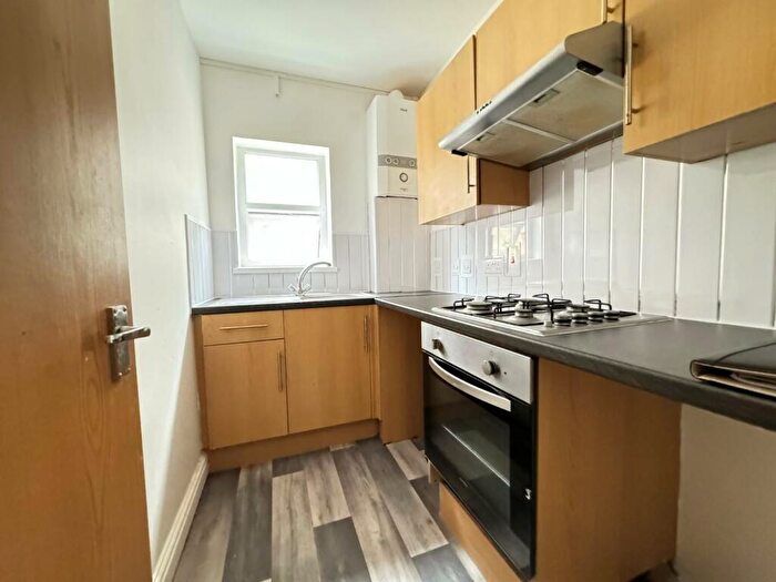 1 Bedroom Apartment To Rent In Alhambra Road, Southsea, PO4