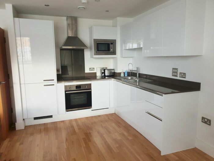 2 Bedroom Maisonette To Rent In Dowells Street, New Capital Quay, London, SE10