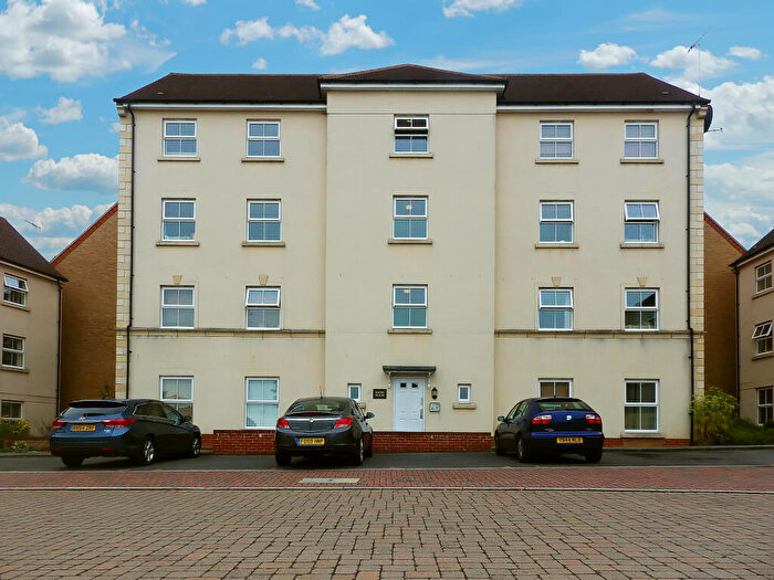 2 Bedroom Apartment To Rent In Bache House, Swindon, Wiltshire, SN25