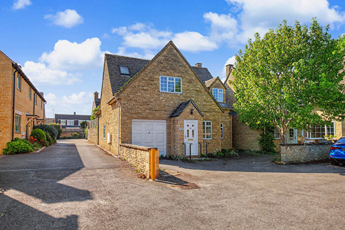 House For Sale In Mill Street, Eynsham, Oxfordshire, OX29
